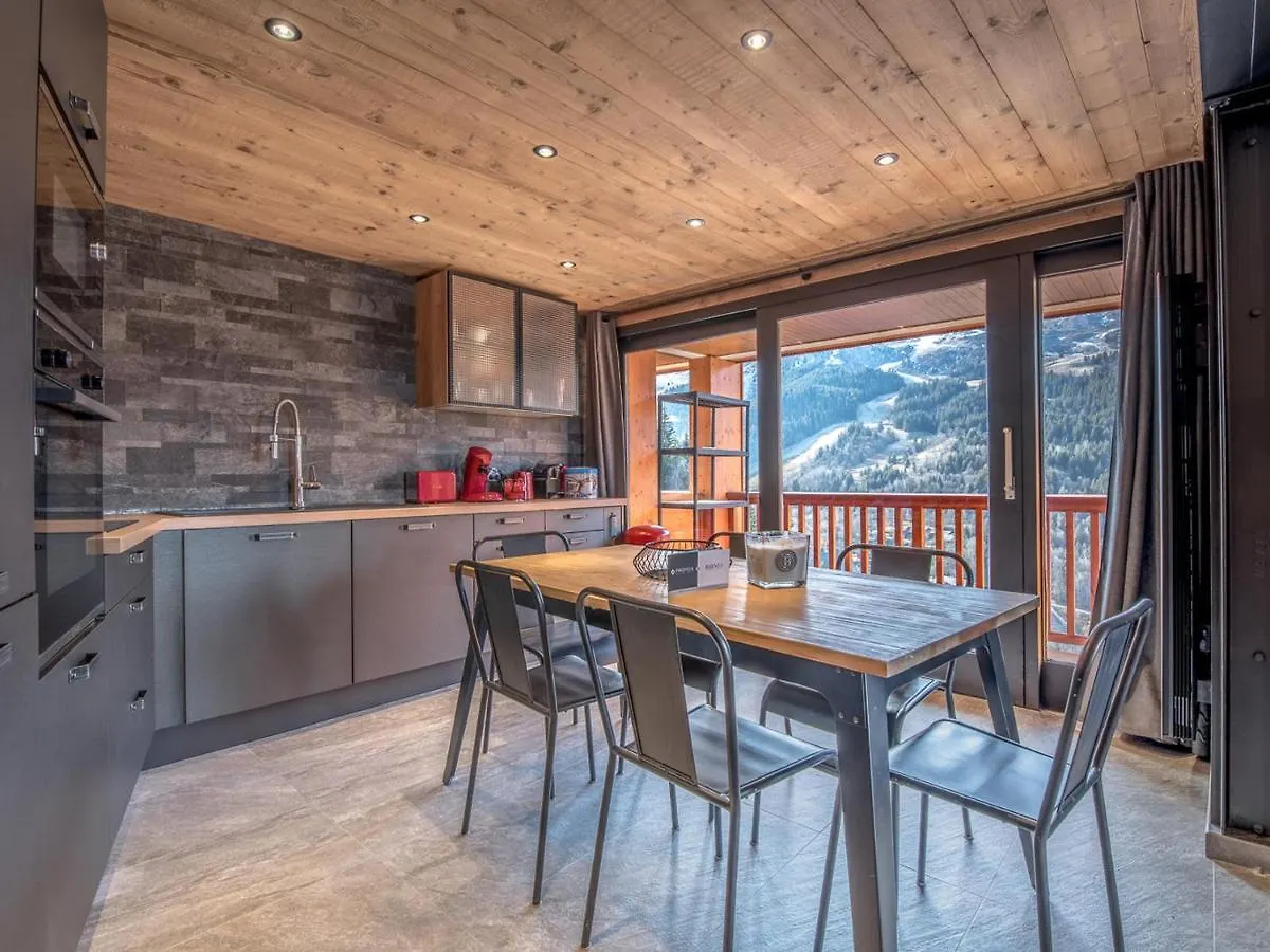 Appartement Spacieux A Meribel Avec Balcon Et Conciergerie - Fr-1-613-16 0*,